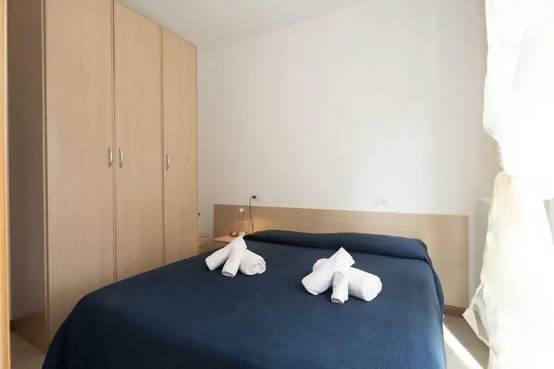 Residence Uno Studio & Suites Rimini İtalya