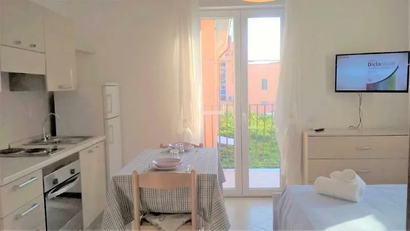 Daire Residence Uno Studio & Suites Rimini İtalya